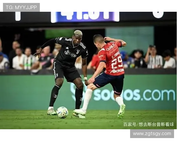 迪马利亚vs阿尔维斯：边路攻防能力对比分析